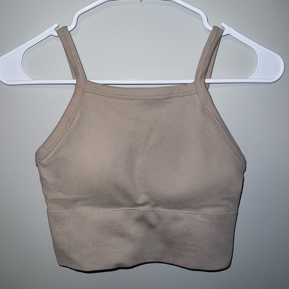 Pro-Fit Seamless Sports Bra